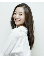 ティア ヘアデザイン(Theia hair design)&nbsp;やわらかく揺れる透明感ロング