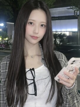エリーツ 表参道(elyts) シールエクステ80本で作る女神ロング/エクステ/表参道/髪質改善