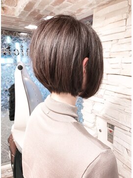 ミッシェル アフロート(michelle afloat) 10代20代30代40代50代小顔ひし形くびれ前下がりグラボブ