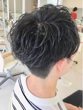 ヘアーオブシングスルーナ カジュアルツーブロック