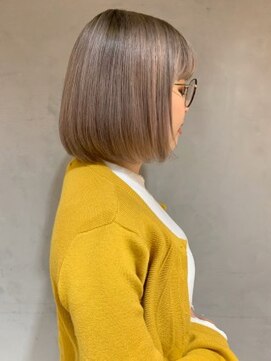 ジーナ(XENA) ミルクティベージュ