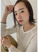 こなれベージュの切りっぱなしボブ