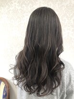 ビューティーサロン コマ(koma)&nbsp;大人デザインカラー☆ロング×ダークグレージュハイライトカラー