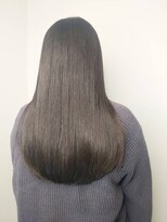 ナンバー ブラオ 名古屋栄(N° blao)&nbsp;ナチュラルグレージュ　ロングヘア　艶髪ストレート