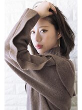 ノイン(noine) ストレートボブ