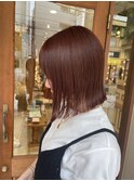 切りっぱなしボブ×ピンクオレンジ