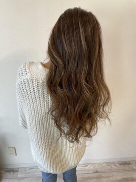 ラテ ヘア リリィ(latte hair lily) 大人可愛い/ロングヘア