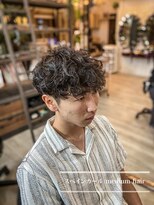 シークレットミラーズ(SECRET MIRRORS) スペインカールパーマ/マッシュカット