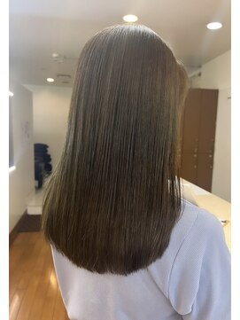 ディーボーイ 下通本店(D-BOY) オリーブカラー