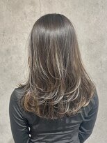 エアー 青山(AIR) ハイライトレイヤーカット