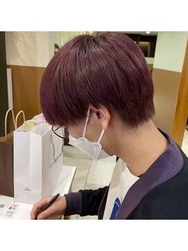 アヴァンス ジェイアール和歌山店(AVANCE.) カシスレッド