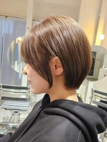 ストレータ バイ マリオ(Strata by mario)&nbsp;【横山】イメチェン小顔丸みボブマッシュショートカット