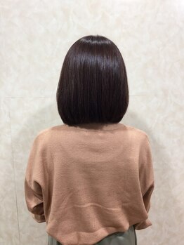 ゼロツーネクスト(ZERO2 NEXT)の写真/一人ひとりの骨格や癖を見極めてカットするので持ちが違う★扱いやすさ重視の似合わせカットが人気！