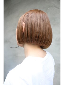 シェル(SHEL+L) ボブハイトーンベージュ【滝野】