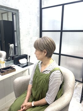 イーズ バイ インス(Yeeee.s by INCE) 白髪ぼかし/白髪改善カラー/ショート/透明感カラー/脱白髪染め