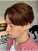 メンズマッシュセンターパート刈り上げ