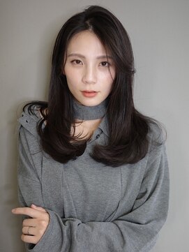 シア(sia) ワンカールレイヤー黒髪大人女性20代女性30代女性40代女性心斎橋