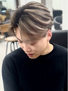 ウェーリング(Welring)の写真/メンズバレイヤージュ＆ハイトーンで個性を輝かせる！シャドールーツも◎ダブルカラーで理想の色へ♪