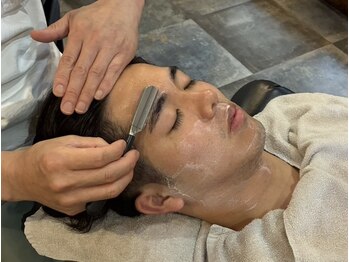 ヘアーメイクトリム(Hair Make TRIM)の写真/メンズ必見！丁寧な顔剃りと眉スタイリングで清潔感ある理想の自分へ導きます☆