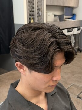 ノイセルヘアー(Noisyle Men's hair) リバースセンターパート/ニュアンスパーマ/ダウンバング/MEN'S◎
