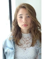 ビッケ(Vicke)&nbsp;バレーヤージュで作るグレージュゆるふわフェアリーウェーブ