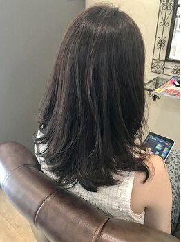 フローラ ヘアデザイン Flora hairdesignの写真/【イメチェンにもオススメ！】毎朝楽チンで大人可愛いスタイルに☆柔らかな質感からリッジのある動きまで◎