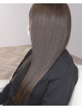 エンハンスヘアー(En hance hair) アッシュグレージュ×美髪ロング