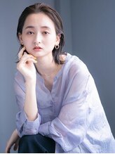 アンルポン(un.le.pont) 【un le pont】大人かわいい♪外ハネウェットタイトバング