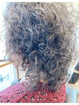 ココモ(cocomo)&nbsp;くりくりにカーリーヘア