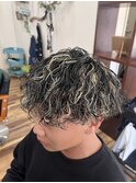 ハイライト×カール強めツイスパ