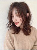 ウォームブラウンのゆるふわミディ