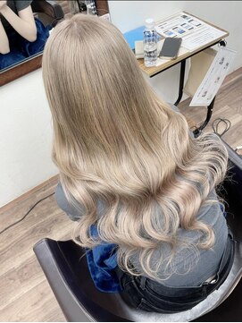 ニーナ ヴィジョン(NINA visioN) honey beige