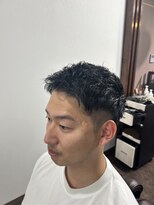 メルローズ(Melrose)&nbsp;ツーブロック/束感ショートヘア/刈り上げ