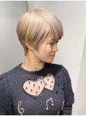 美シルエットショート×ホワイトベージュ