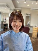 くびれミディアムヘア