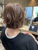 アンリオ ティエラ(an rio TIERRA)&nbsp;くびれ×ナチュラルパーマ×ヘーゼルグレージュ【オーガニック】