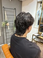 メール(Mer...)&nbsp;☆フェザーパーマ/ウルフカット/センターパート☆横山飛翔