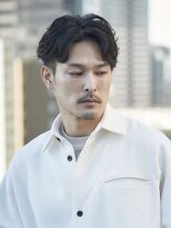 クロムトウキョウ ザ バーバー 新宿本店(CHROM TOKYO the Barber)&nbsp;センターパート/フェザーショート