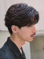 フィフスパーク(fifth PARK) テーパーフェードフェザーパーマセンターパートビジネスヘア