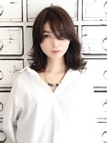 サロンボンジュール(salon Bonjour)&nbsp;モード モノトーンカラーのミディアムレイヤー