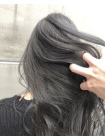 キラ 渋谷(KILLA)&nbsp;無造作カールイルミナカラーボブディジグザグバング前髪【北間】