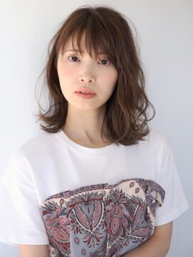 ユニカ ヘアー(UNICA hair) 気どらないラフさの中に女性らしさを感じるミディアムスタイル