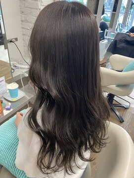 リーホリエ(Lee Horie) 【kanna】ダークグレージュカラー