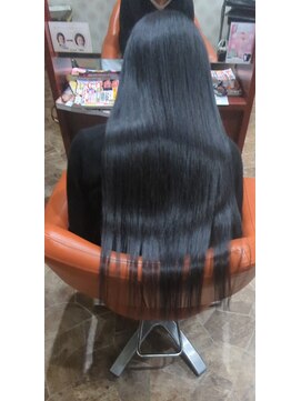 色髪美人 ロングストレート