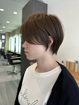 ビューエヒメ(VIEW EHIME) 大人ラフウェーブ外ハネボブダークブラウンスウィングショート