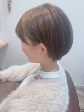 ルッソ チアロ(Lusso chiaro) 丸みショート/30代40代50代