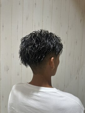 ソワン ドゥ ブレス 立花店(soin de brace) メンズホワイトハイライトカラー/サーフカール