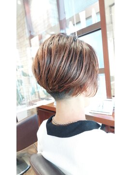 アース 菊名店(HAIR&MAKE EARTH) 刈り上げ女子スタイル