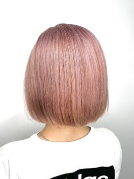 ヴィズバイエリーツ(vizz by elyts) まとまるボブ/ピンクベージュ/ザクザクレイヤー/ミルクティー