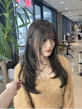 ヘアサロン アウラ(hair salon aura) グレージュカラー透明感カラーオリーブカラー